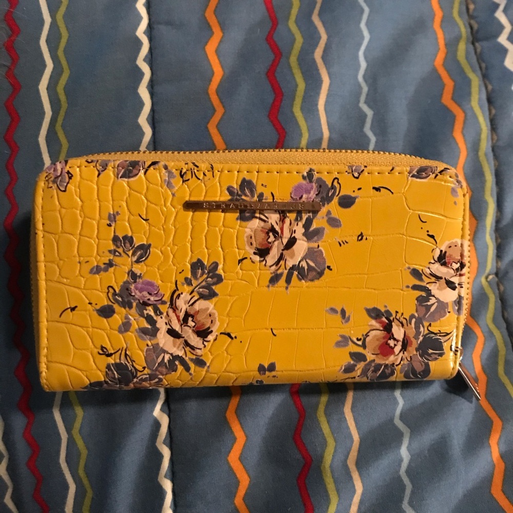 Stradivarius Floral Wallet